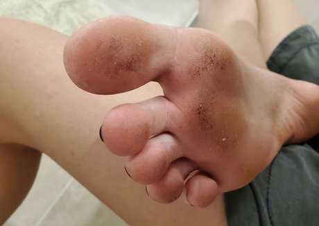 Alicefrenchfeet photo 377