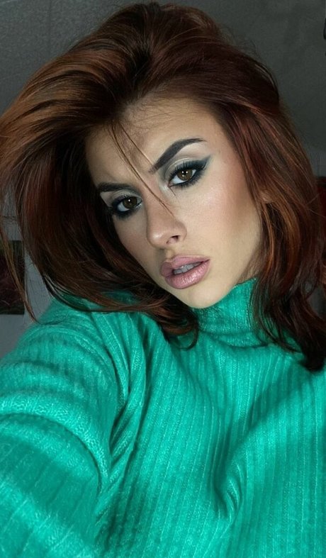 Profile photo of Alicelacombe_off