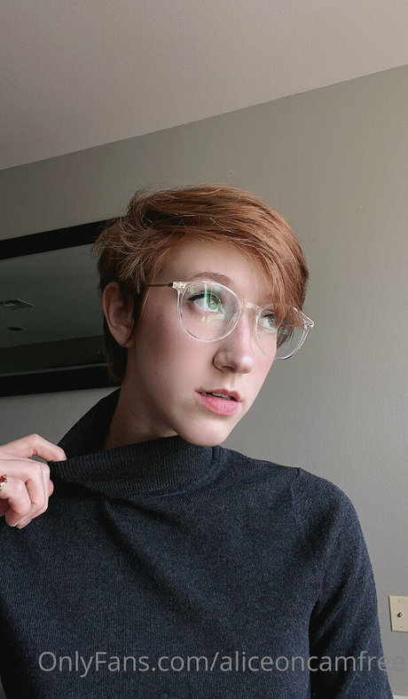 Aliceoncamfree photo 176