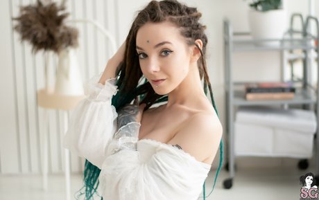 Aliceverner photo 39