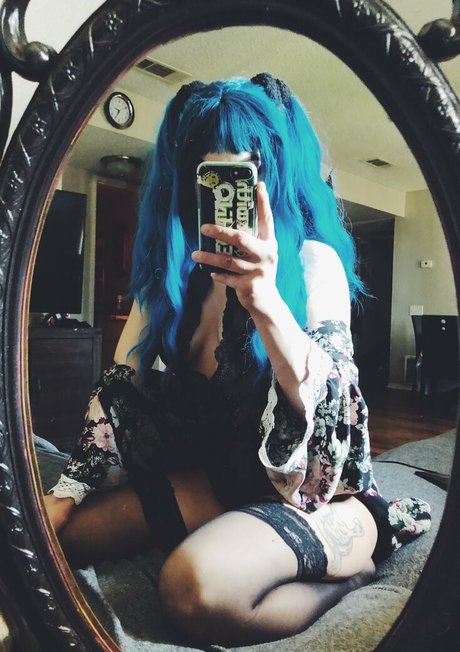 AlienxBaby photo 169