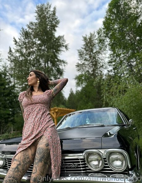 Aliinwunderland photo 14