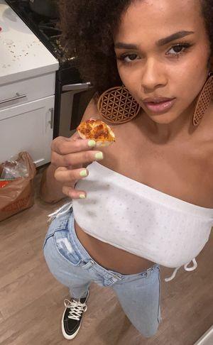 Alina Ali photo 32