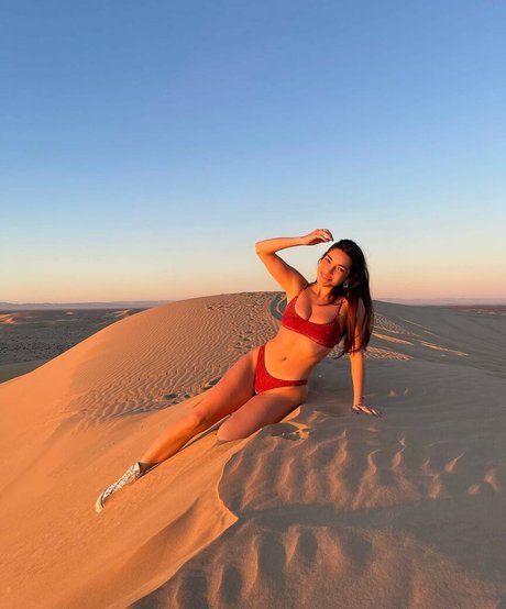 Alina Benun photo 80