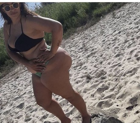 Aline Barreto photo 8