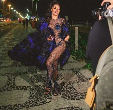 Aline Riscado photo 19