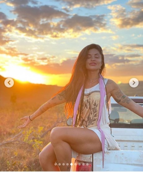 Aline Riscado photo 21