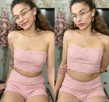 Alisiaraee photo 66