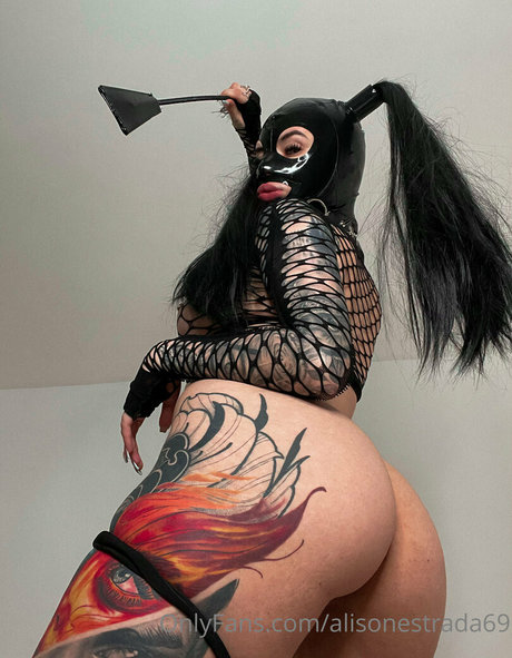 Alison Estrada photo 23