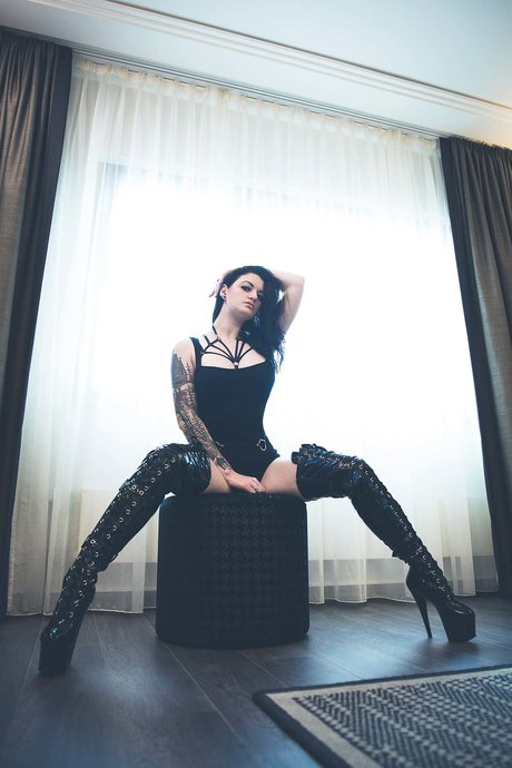 Alissa Noir photo 108