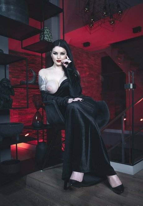 AlissaNoir photo 20
