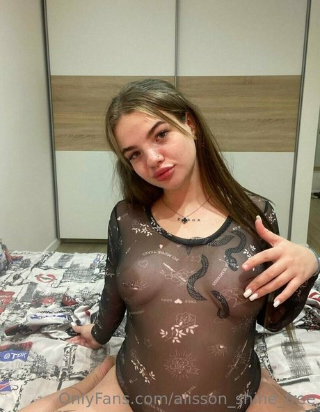Alisson_shine_free photo 98