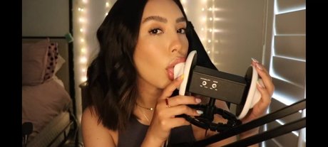 All Bella ASMR photo 4