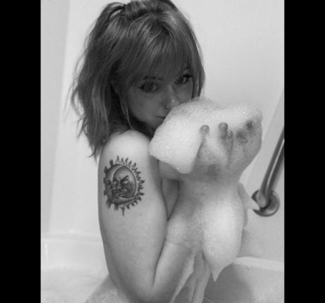 Alleykat421 photo 102