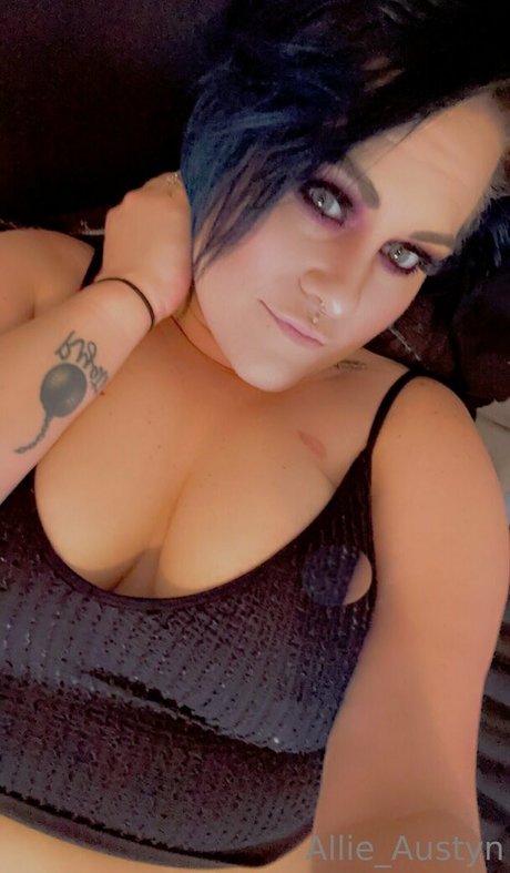 Allie_austyn photo 3