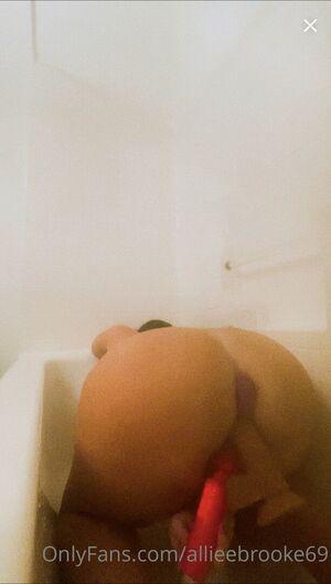 Allieebrooke69 photo 13