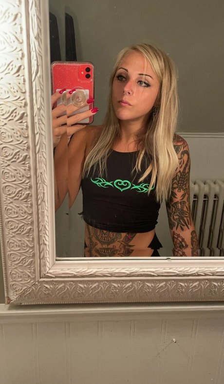 Alliekazam photo 43