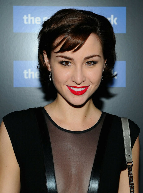 Allison Scagliotti photo 14