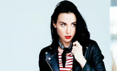 Allison Scagliotti photo 48