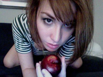 Allison Scagliotti photo 5