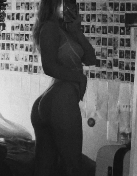 Alliyah photo 129