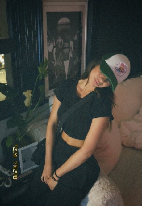 Alliyah photo 256