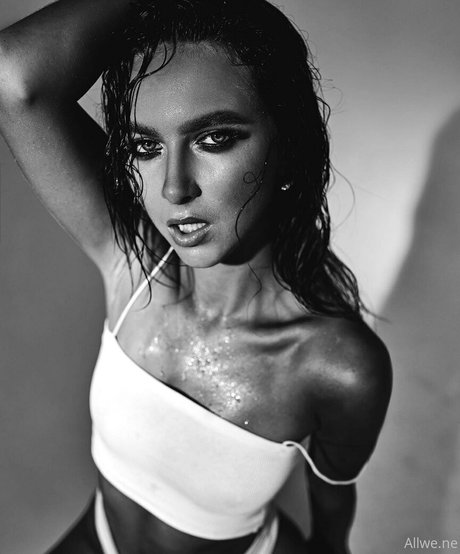 Allwene_free photo 15