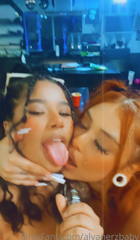 Alyanerzbaby photo 11