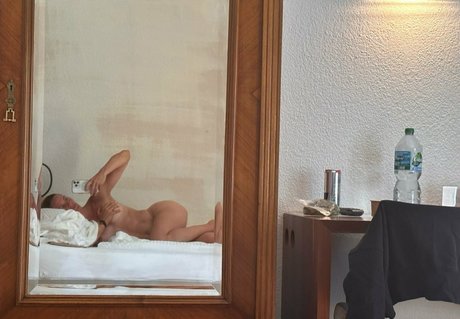 Alysha Newman photo 9