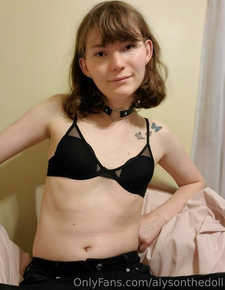 Alysonthedoll photo 33
