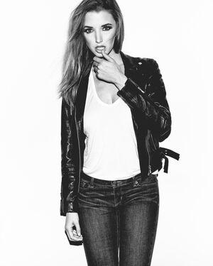 Alyssa Arce photo 305