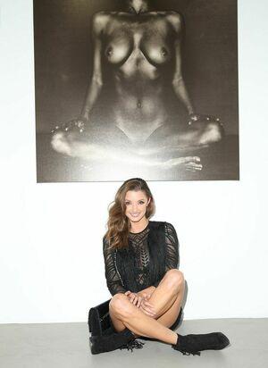 Alyssa Arce photo 536