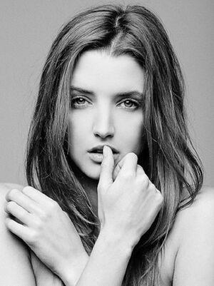 Alyssa Arce photo 572