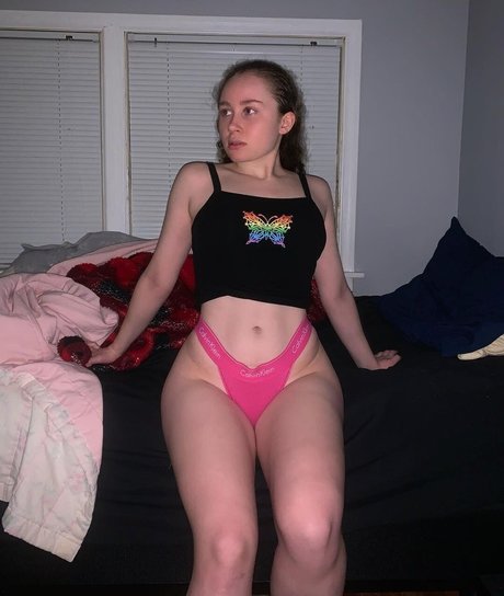 Alyssa Cleversey photo 59