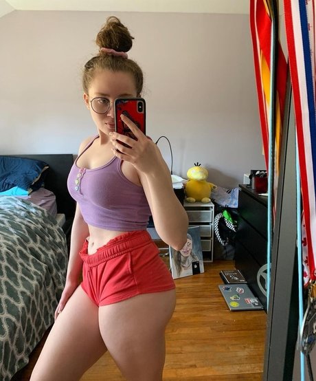 Alyssa Cleversey photo 84