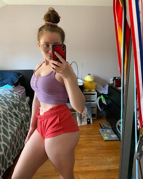 Alyssa Cleversey photo 107