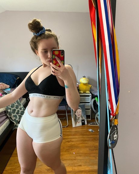 Alyssa Cleversey photo 109