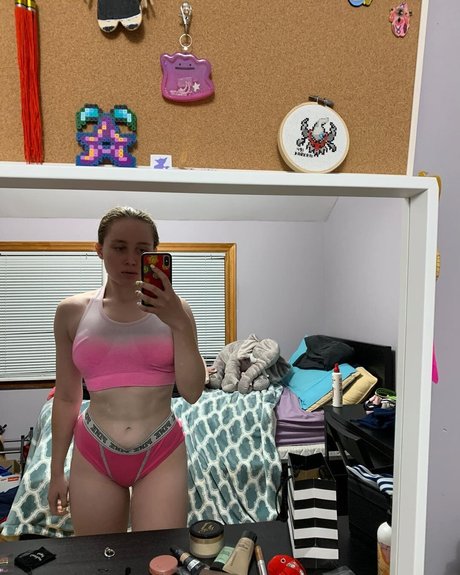 Alyssa Cleversey photo 129