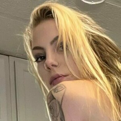 Alyssa Harvey photo 69