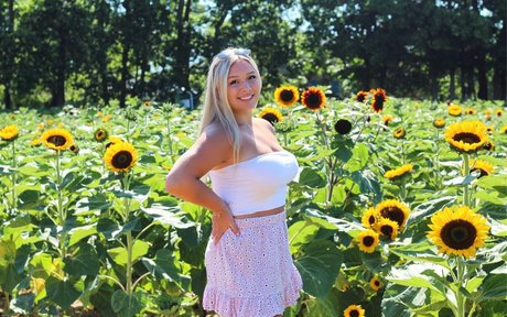 Alyssa K photo 82