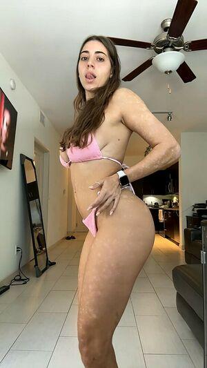 alyssa photo 74