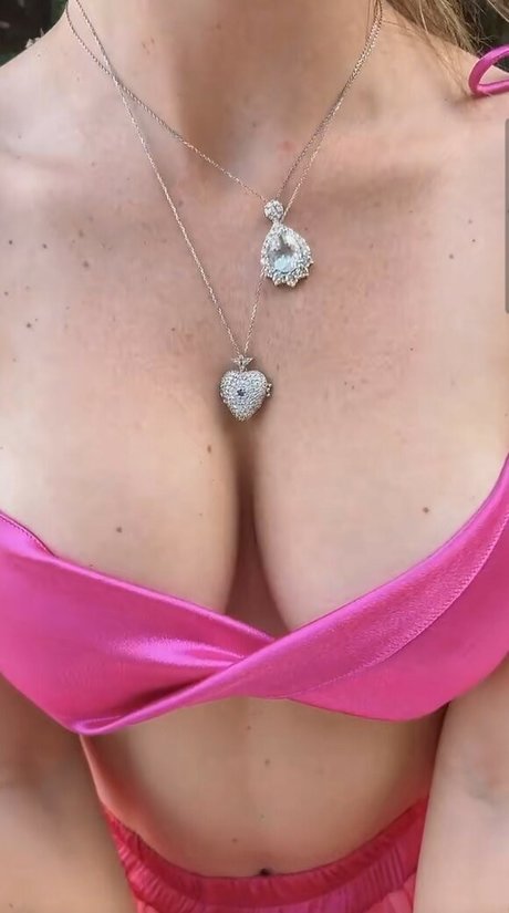 Amanda Cerny photo 852