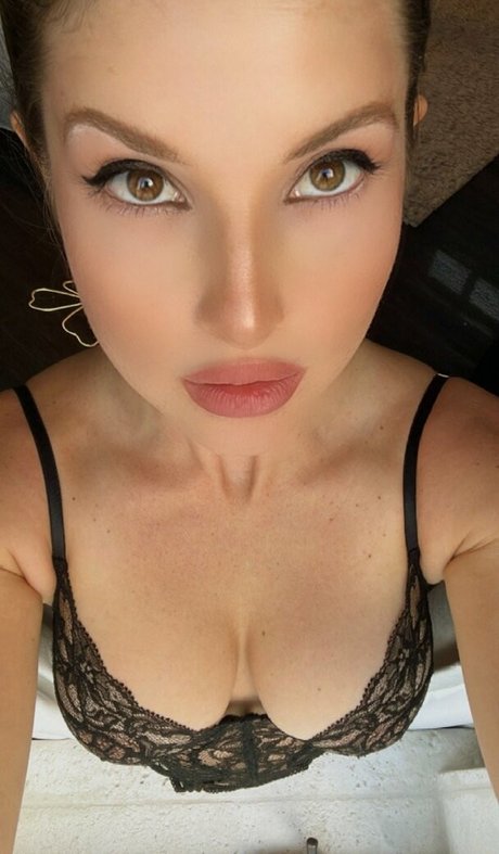 Amanda Cerny photo 972