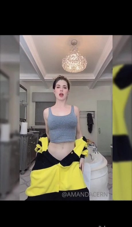 Amanda Cerny photo 973