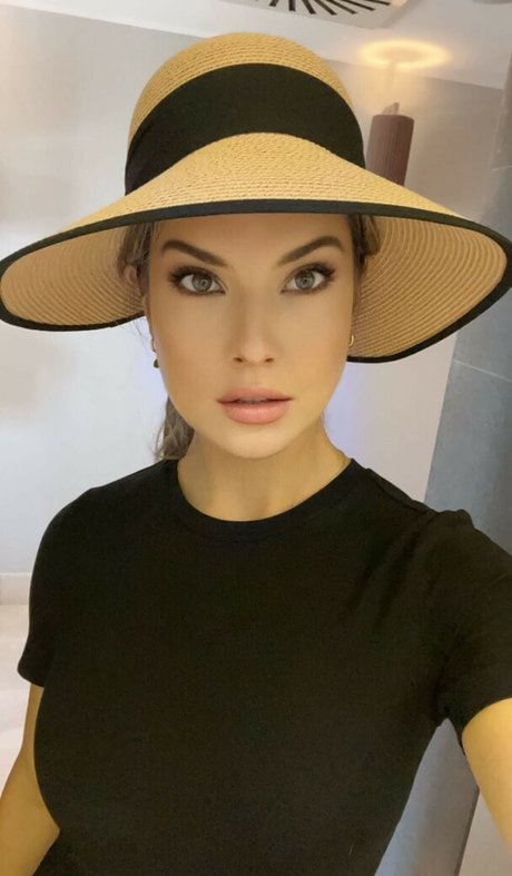 Amanda Cerny photo 1602