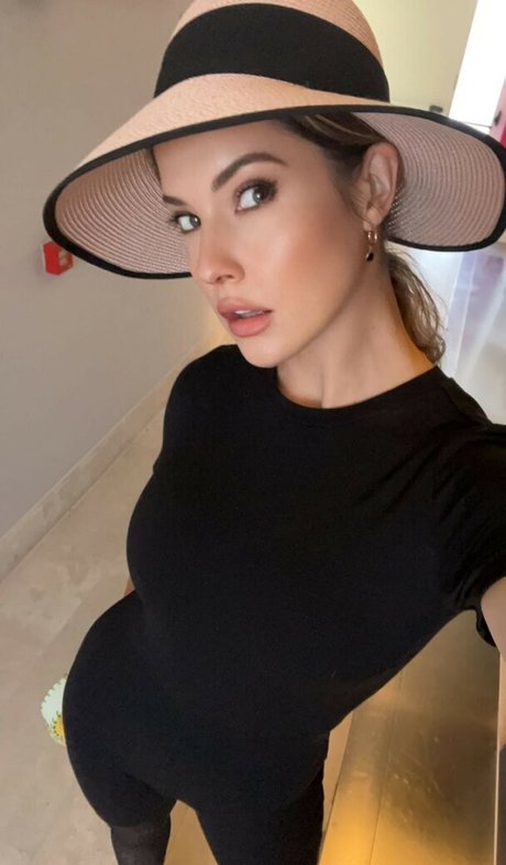 Amanda Cerny photo 1605