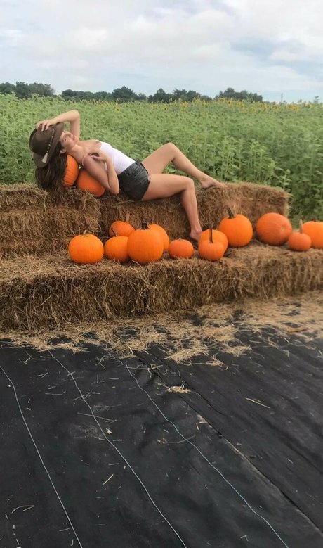 Amanda Cerny photo 1785
