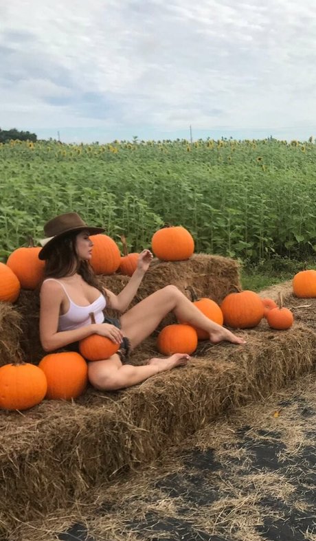 Amanda Cerny photo 1802