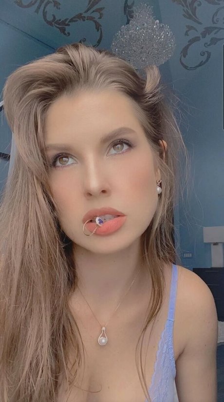 Amanda Cerny photo 1960