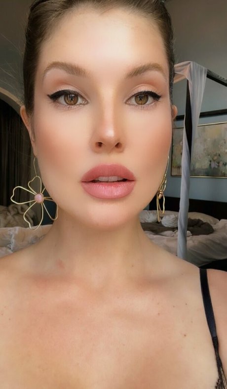 Amanda Cerny photo 1996